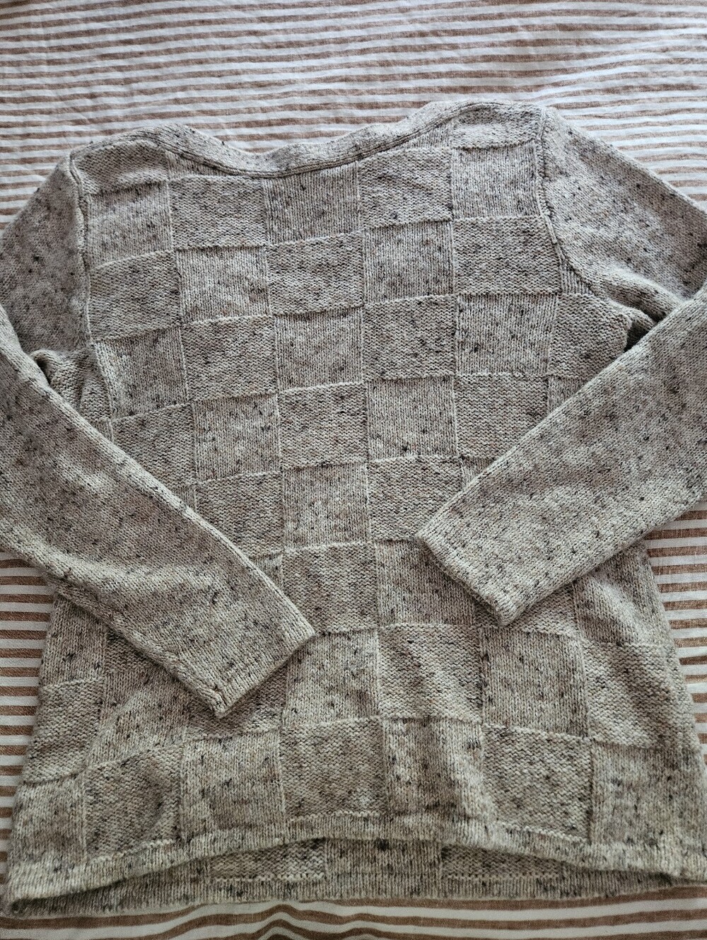 Leo & Nicole Neutral Speckled Crewneck Sweater